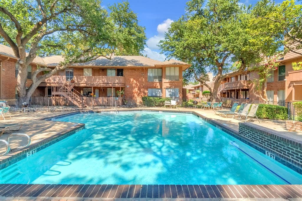 10556 High Hollows Drive, Dallas, TX 75230 10556 High Hollows Drive, Dallas, TX 75230