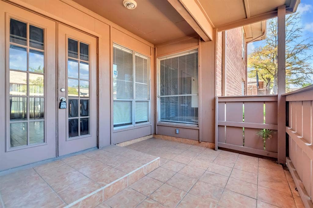 10556 High Hollows Drive, Dallas, TX 75230 10556 High Hollows Drive, Dallas, TX 75230