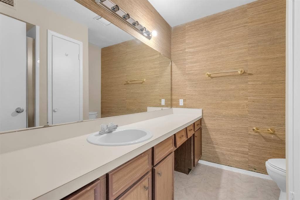 10556 High Hollows Drive, Dallas, TX 75230 10556 High Hollows Drive, Dallas, TX 75230