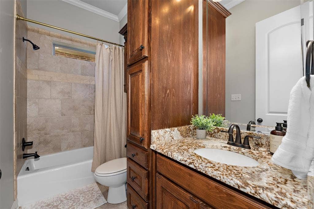 222 Jasmine Walk, Bossier City, LA 71111