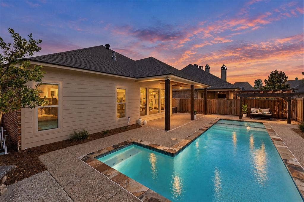 222 Jasmine Walk, Bossier City, LA 71111