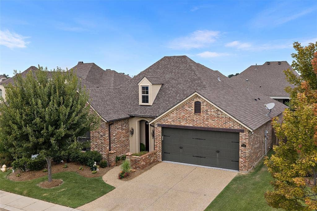 222 Jasmine Walk, Bossier City, LA 71111
