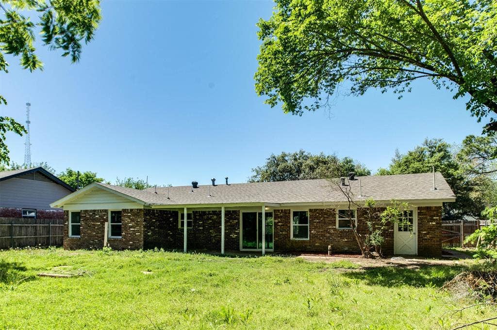 4208 Ashmore Drive, North Richland Hills, TX 76180 4208 Ashmore Drive, North Richland Hills, TX 76180