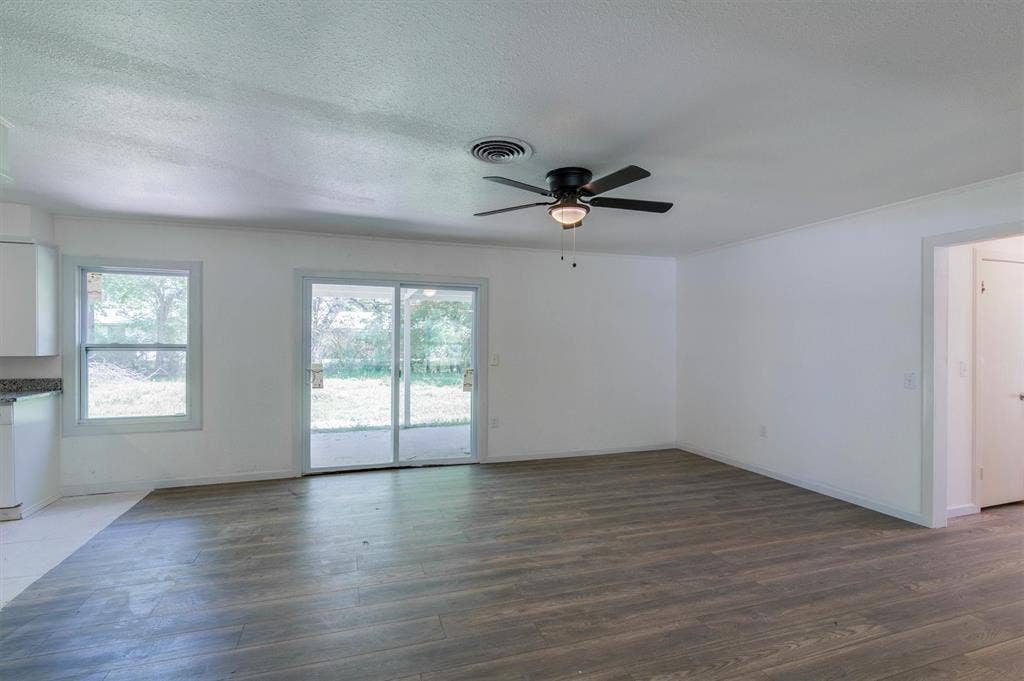 4208 Ashmore Drive, North Richland Hills, TX 76180 4208 Ashmore Drive, North Richland Hills, TX 76180