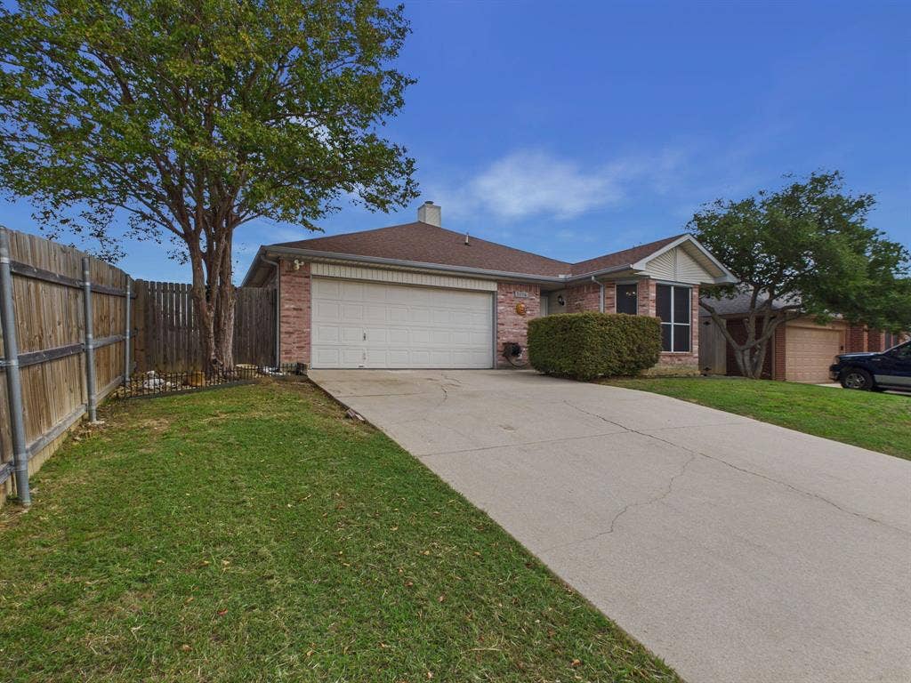 3014 Highridge Trail, Grand Prairie, TX 75052