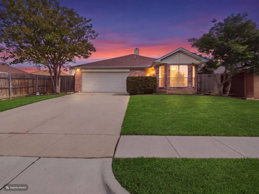 Property photo for 3014 Highridge Trail, Grand Prairie, TX