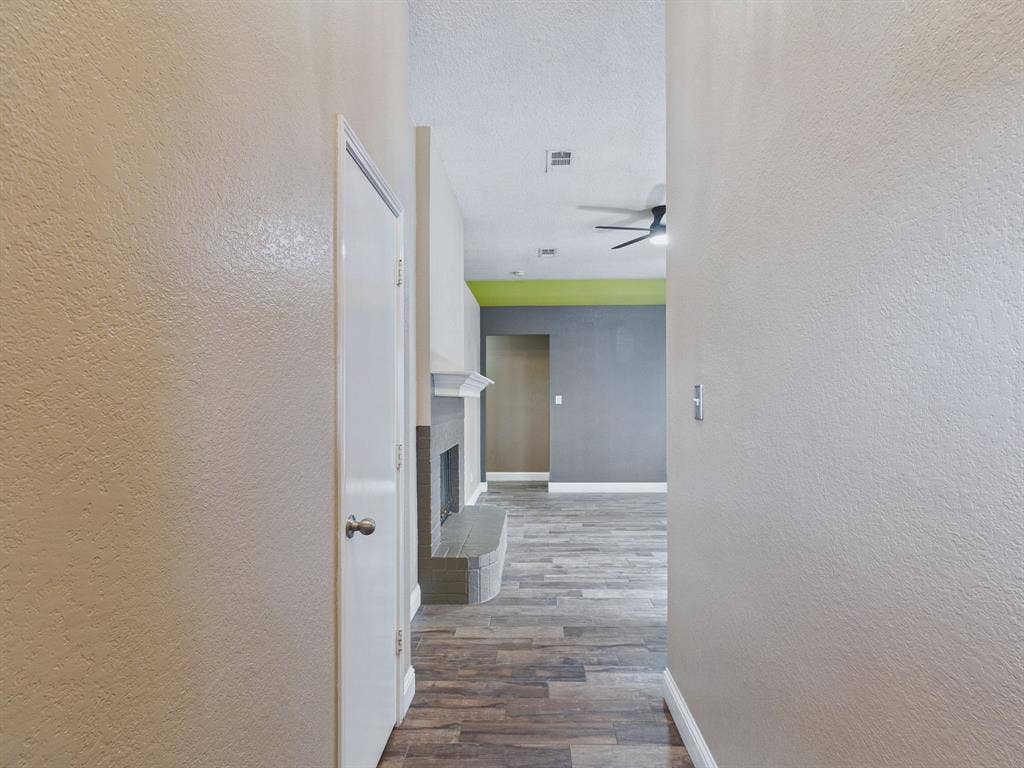 3014 Highridge Trail, Grand Prairie, TX 75052