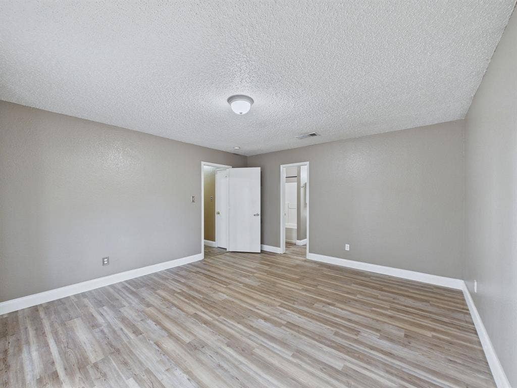3014 Highridge Trail, Grand Prairie, TX 75052