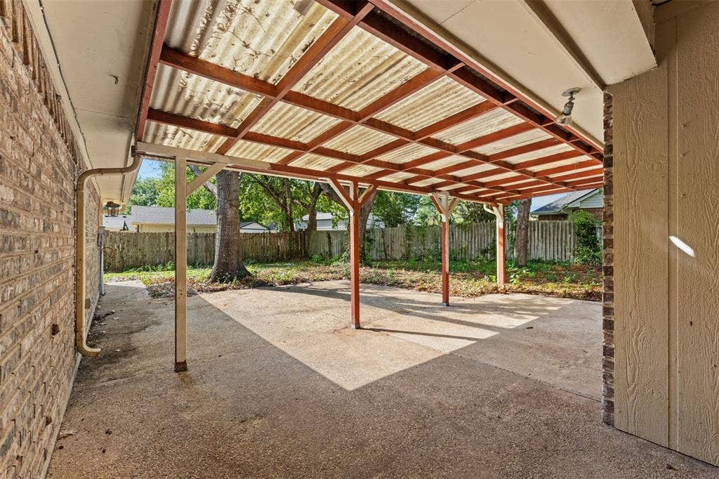 10 Oleander Street, Waco, TX 76708 10 Oleander Street, Waco, TX 76708
