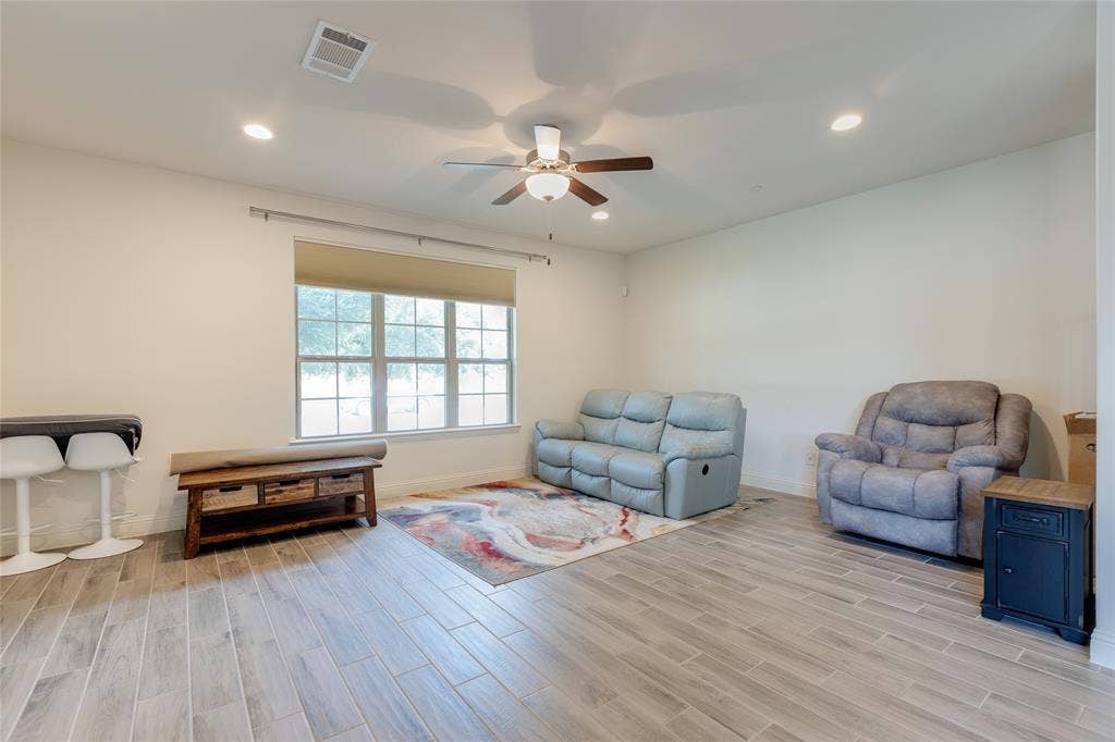 3821 Quail Wood Drive, McKinney, TX 75070 3821 Quail Wood Drive, McKinney, TX 75070