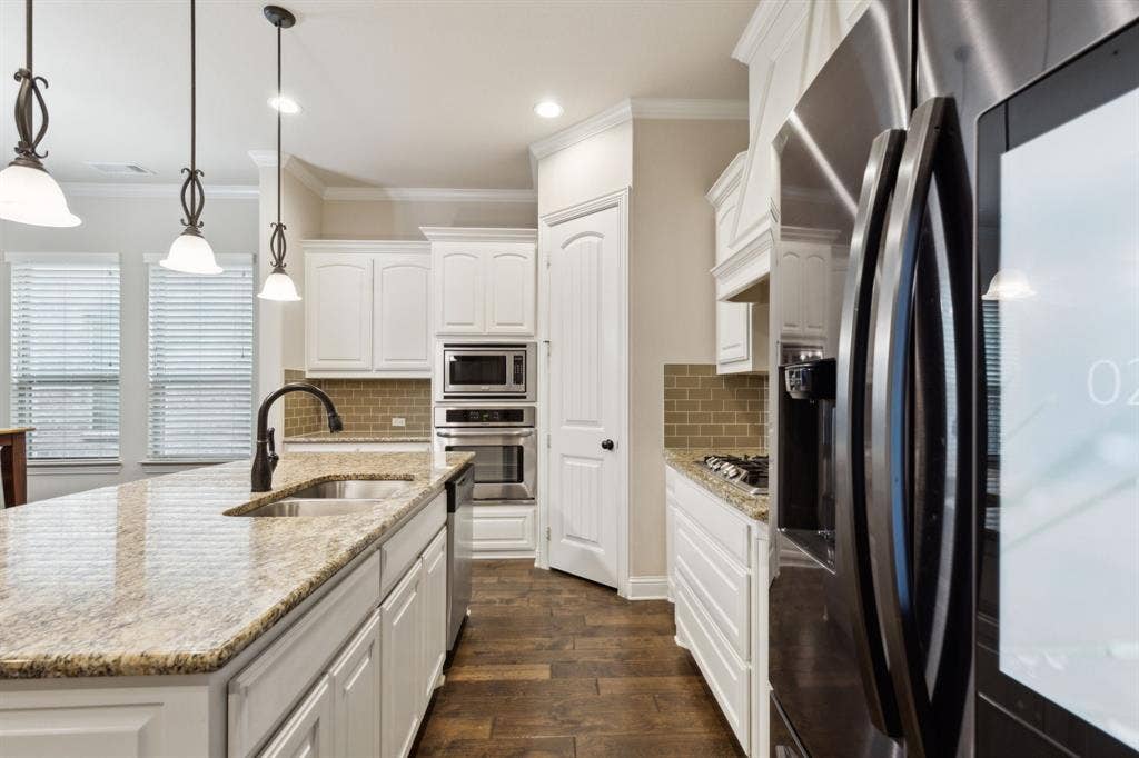 2504 Moores Landing, Arlington, TX 76016