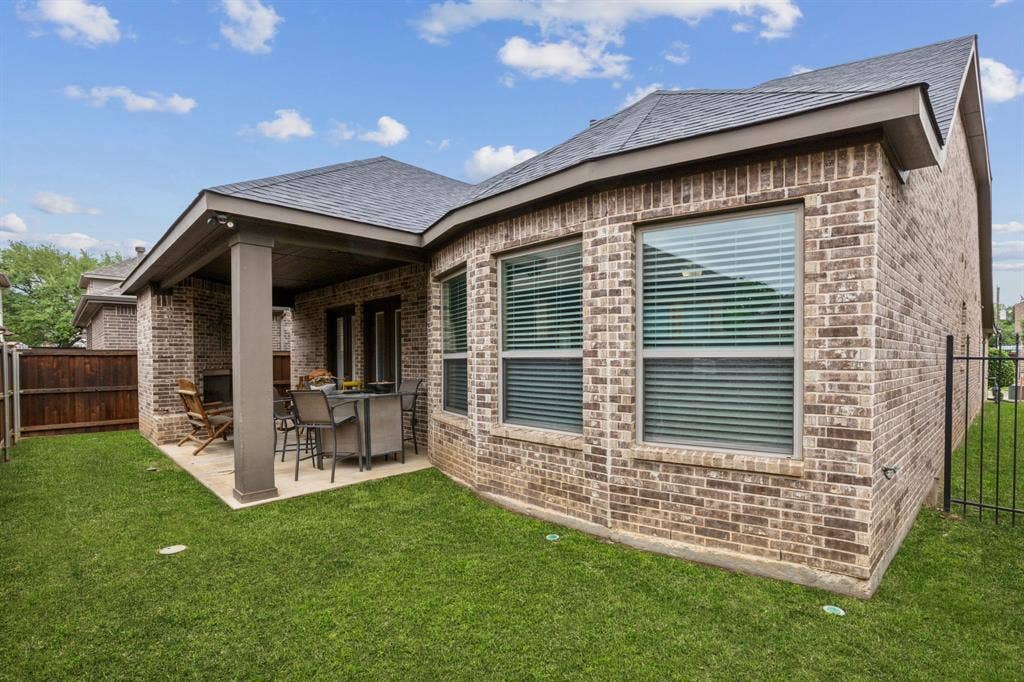 2504 Moores Landing, Arlington, TX 76016