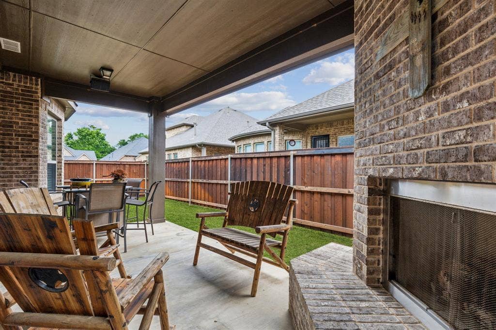2504 Moores Landing, Arlington, TX 76016