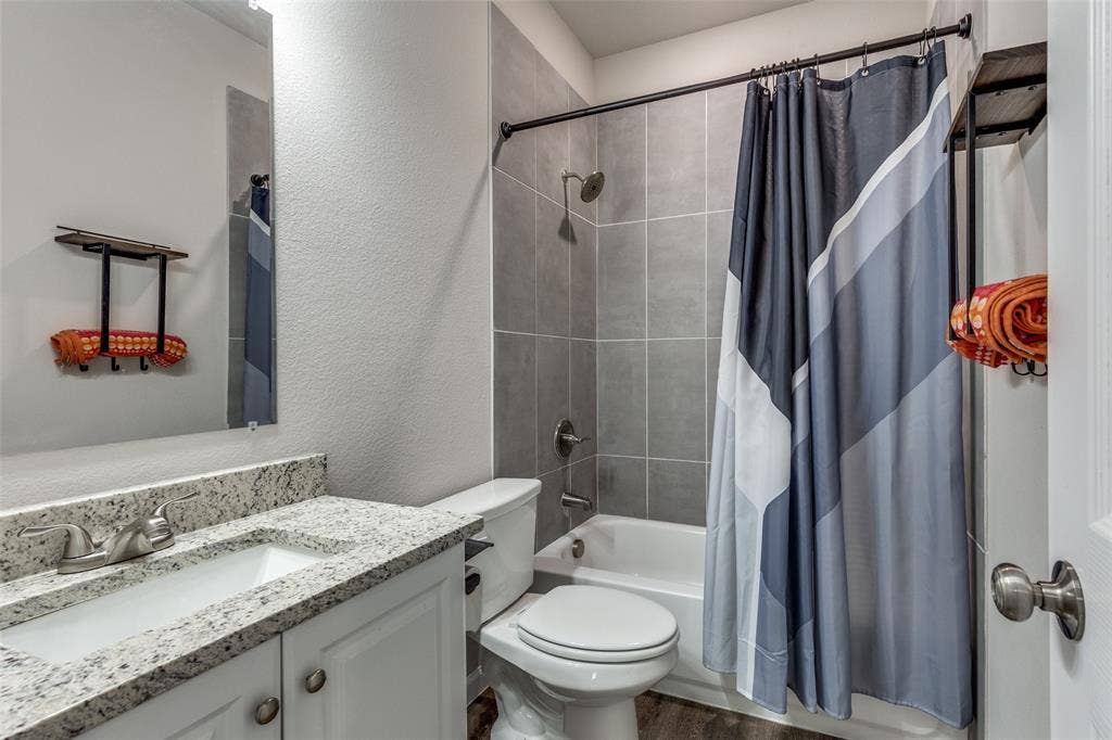 1423 Evans Avenue, Fort Worth, TX 76104