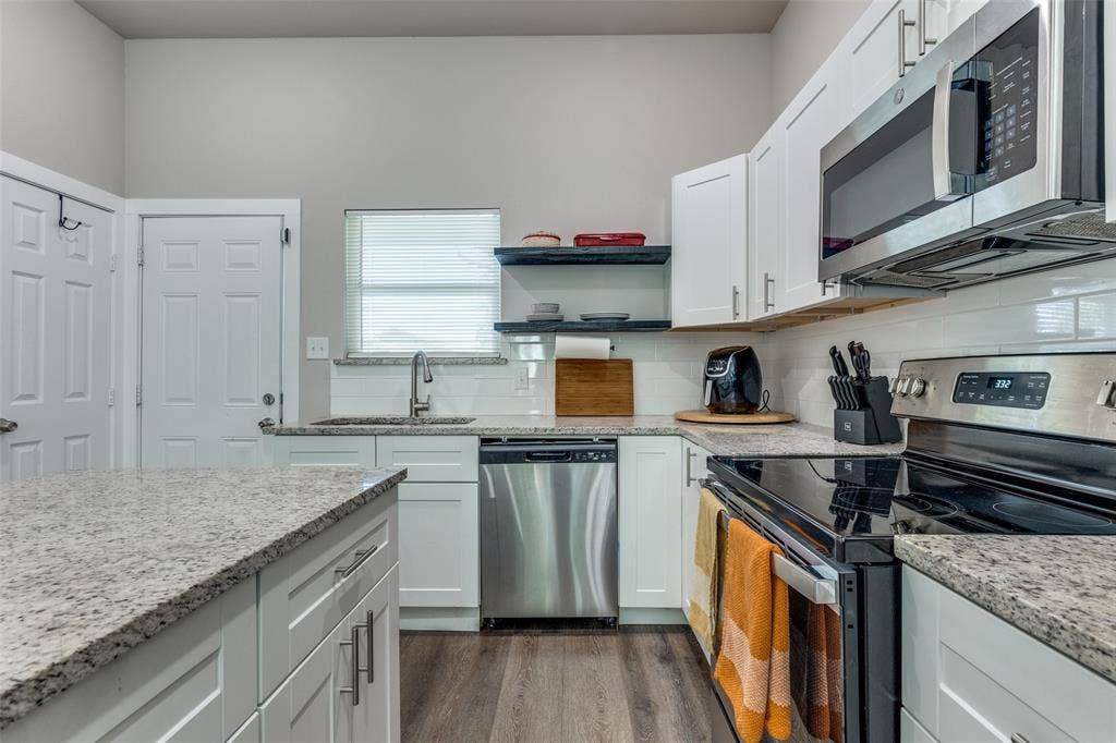 1423 Evans Avenue, Fort Worth, TX 76104