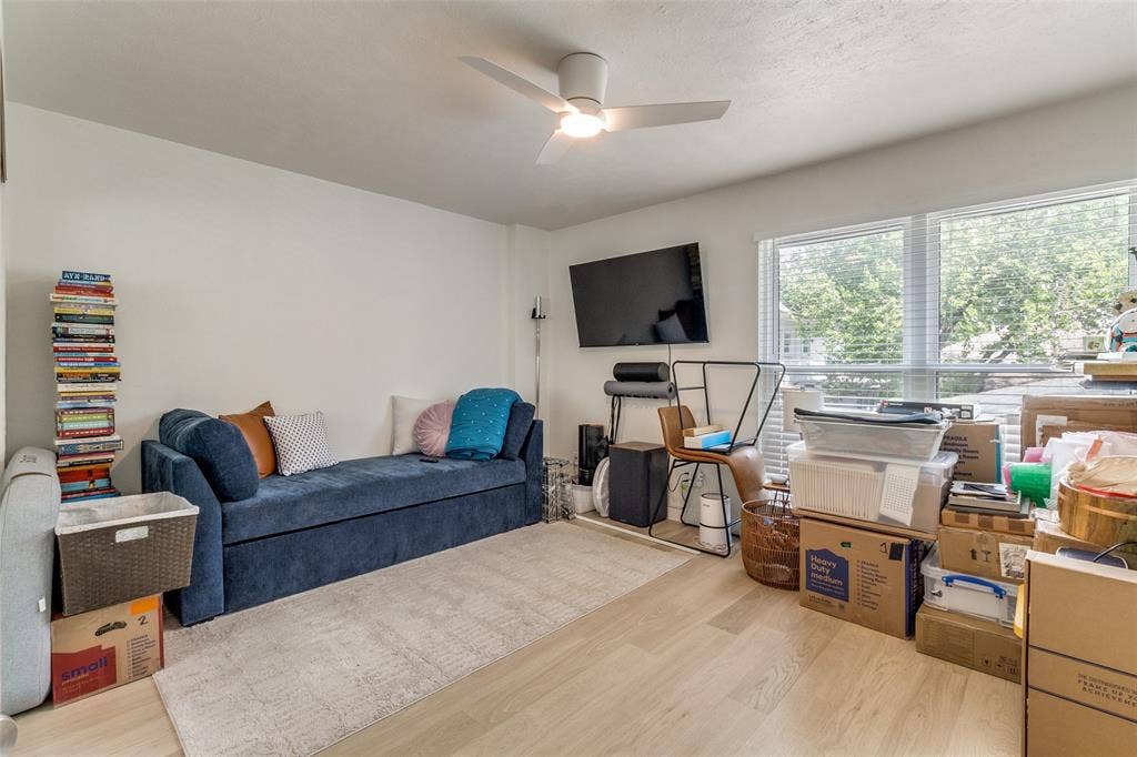 1417 Mccoy Street, Dallas, TX 75204