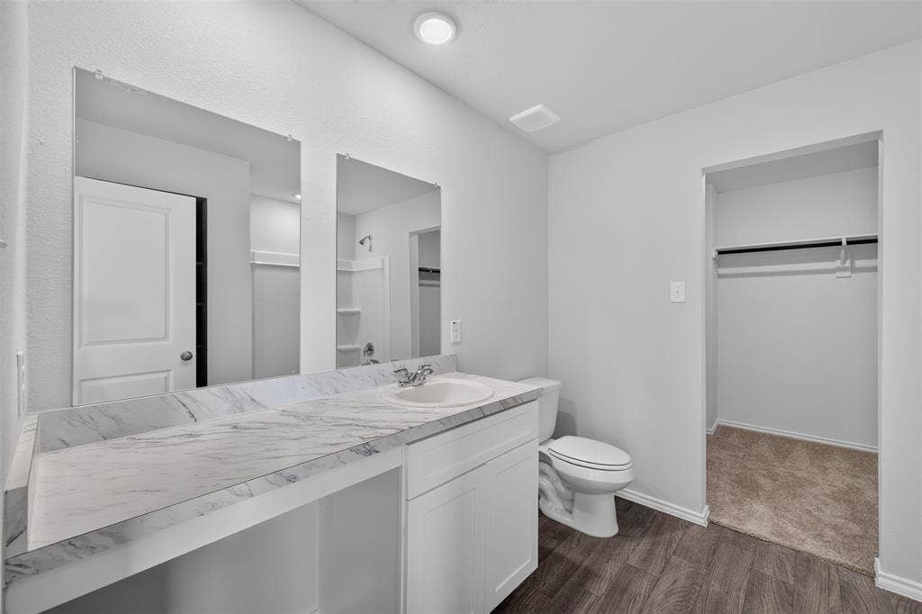 7335 Mistletoe Trail, Granbury, TX 76048 7335 Mistletoe Trail, Granbury, TX 76048