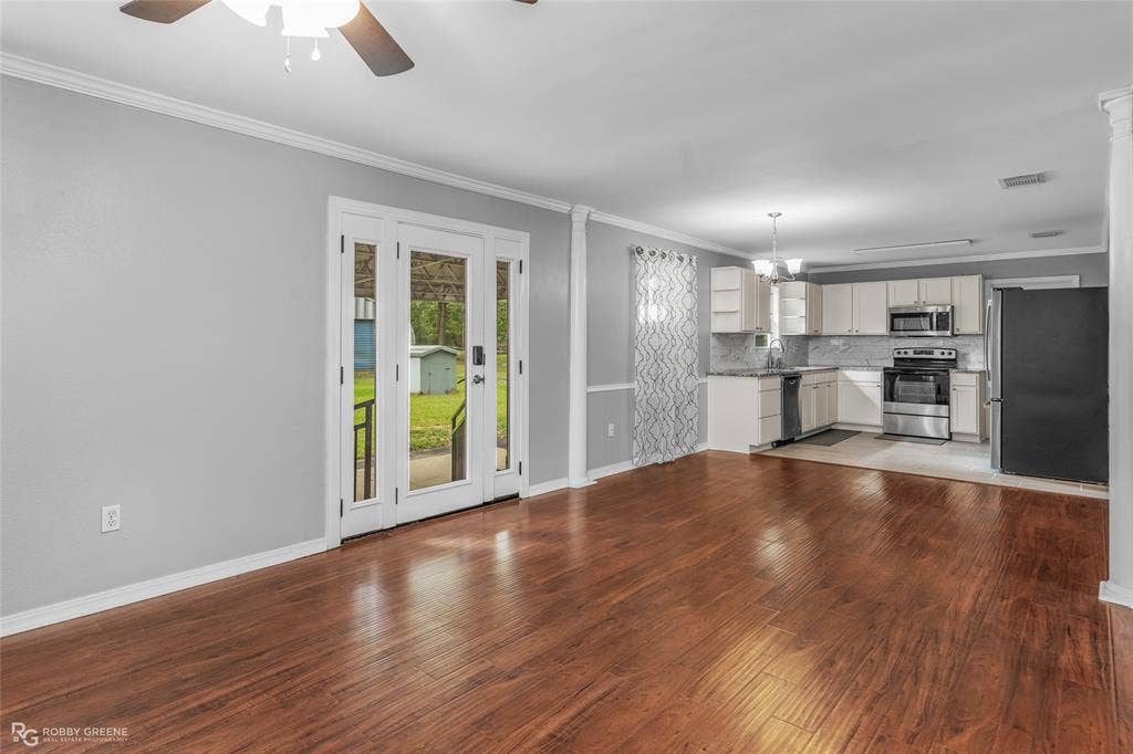709 Lake Road, Stonewall, LA 71078