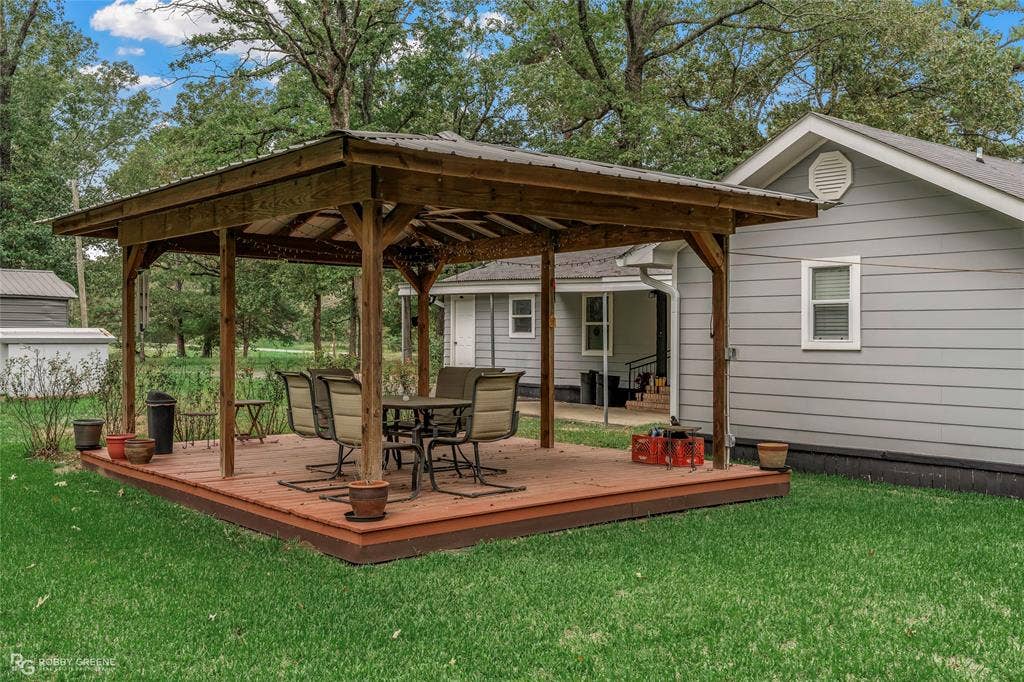 709 Lake Road, Stonewall, LA 71078