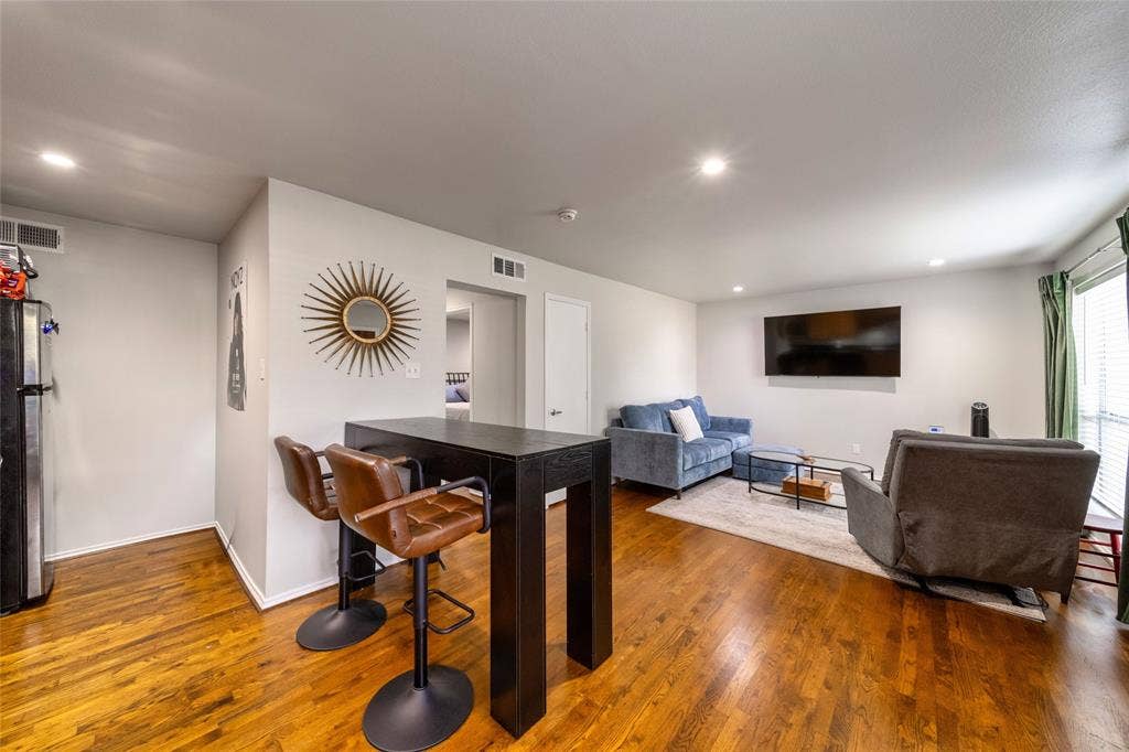4616 W Lovers Lane, #116, Dallas, TX 75209