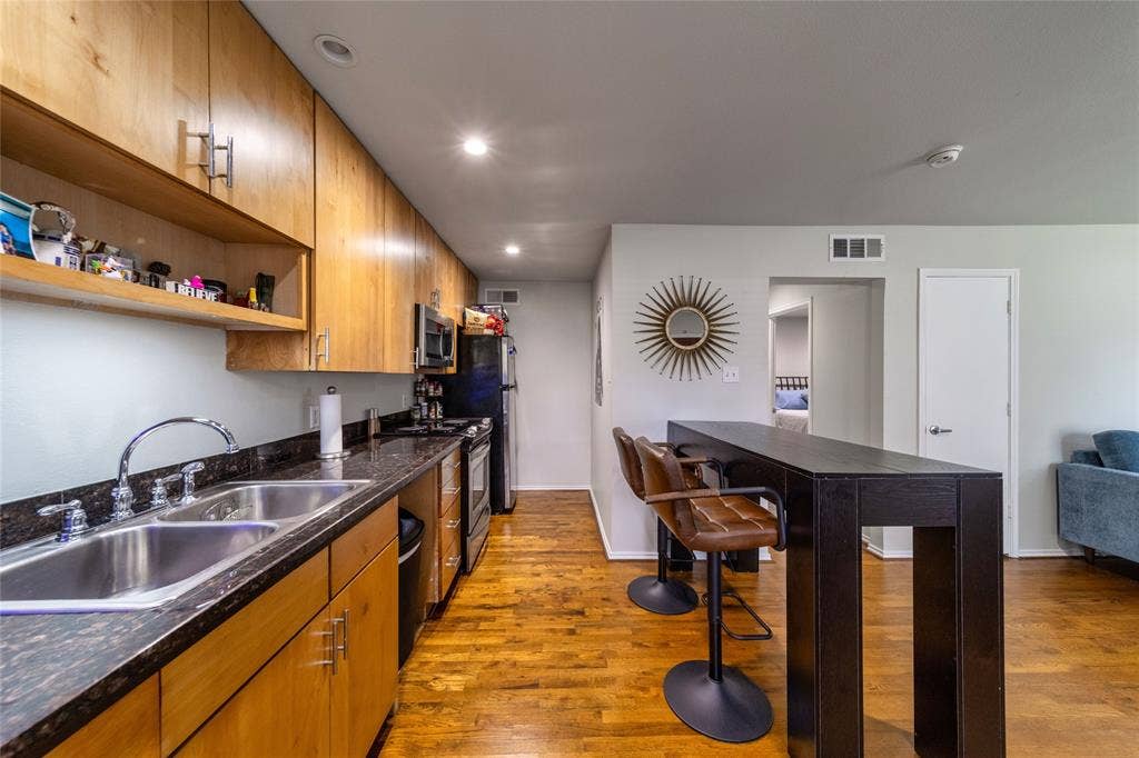 4616 W Lovers Lane, #116, Dallas, TX 75209