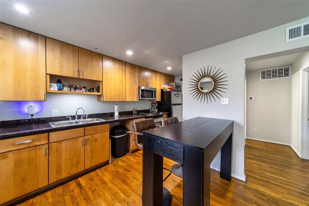 4616 W Lovers Lane, #116, Dallas, TX 75209