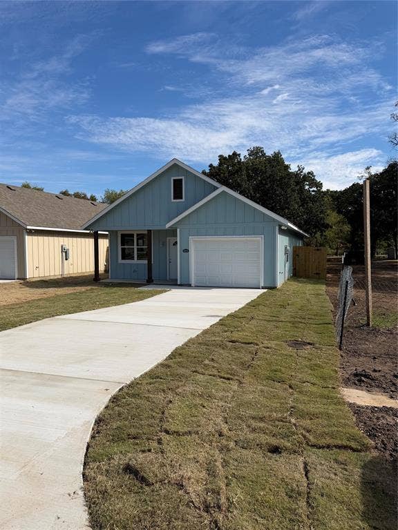 Property photo for 1604 Smoke Tree Lane, Dallas, TX