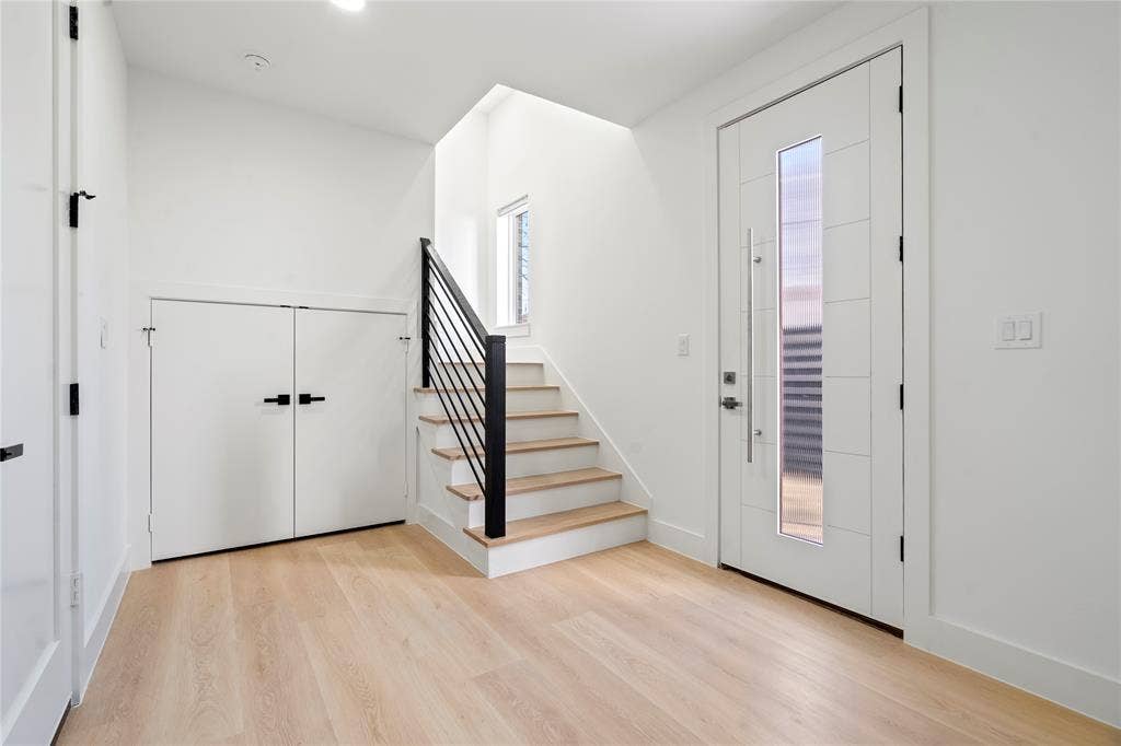 2019 California Drive, #204, Dallas, TX 75204