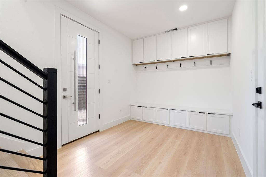 2019 California Drive, #204, Dallas, TX 75204