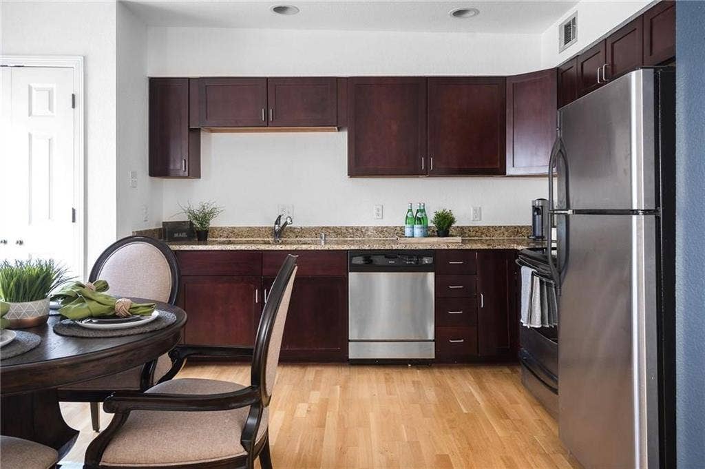 2722 Knight Street, #406E, Dallas, TX 75219