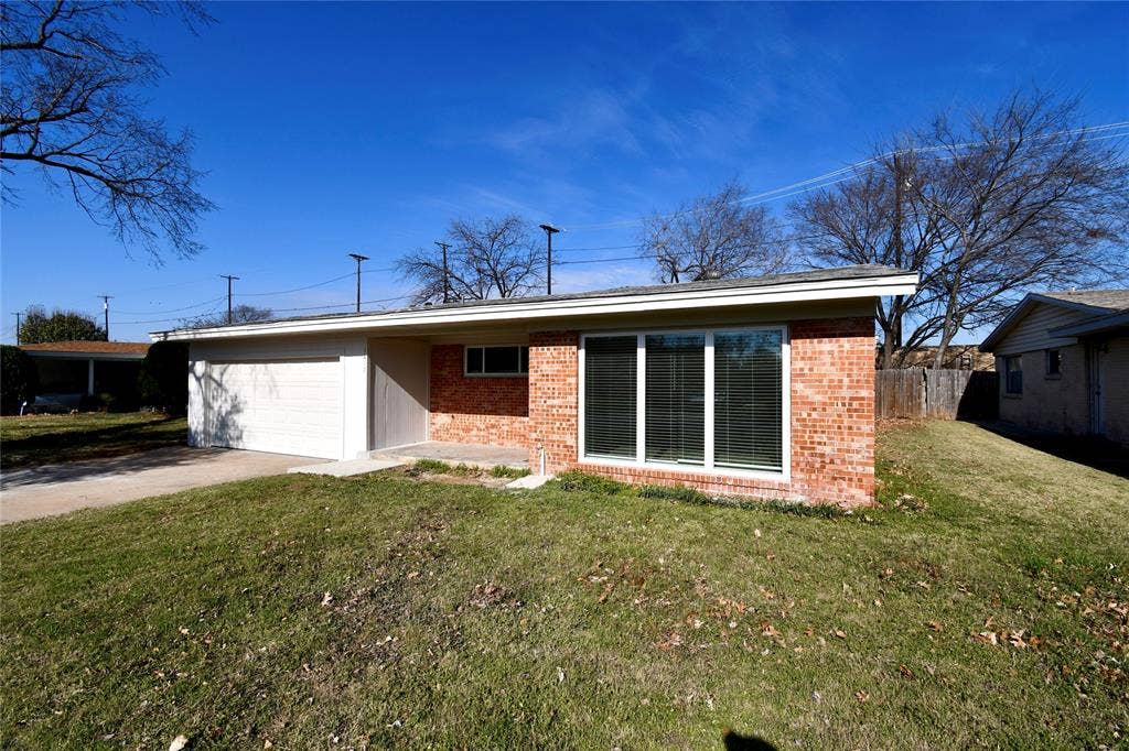 1817 Puritan Drive, Irving, TX 75061 1817 Puritan Drive, Irving, TX 75061