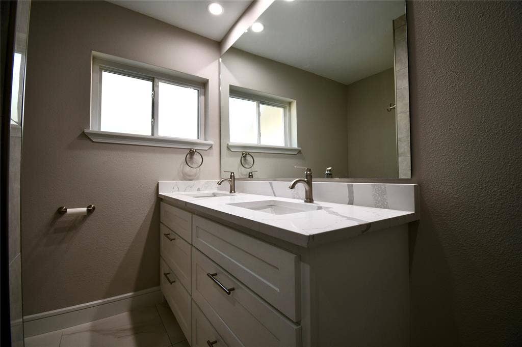 1817 Puritan Drive, Irving, TX 75061 1817 Puritan Drive, Irving, TX 75061