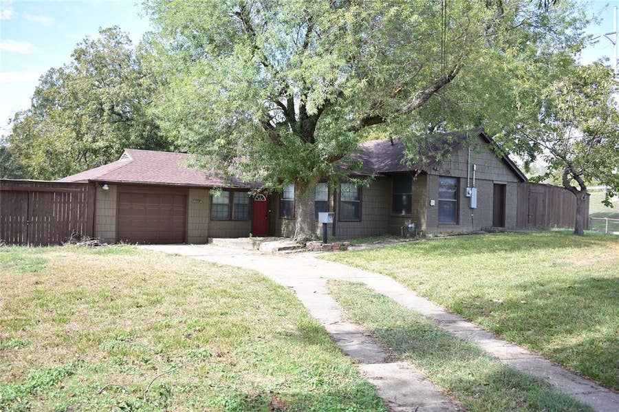 Property photo for 3923 Lawnview Avenue, Dallas, TX