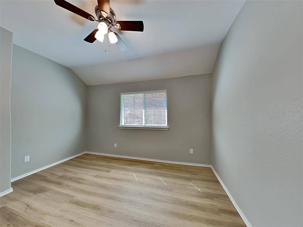 217 Richard Lane, Red Oak, TX 75154
