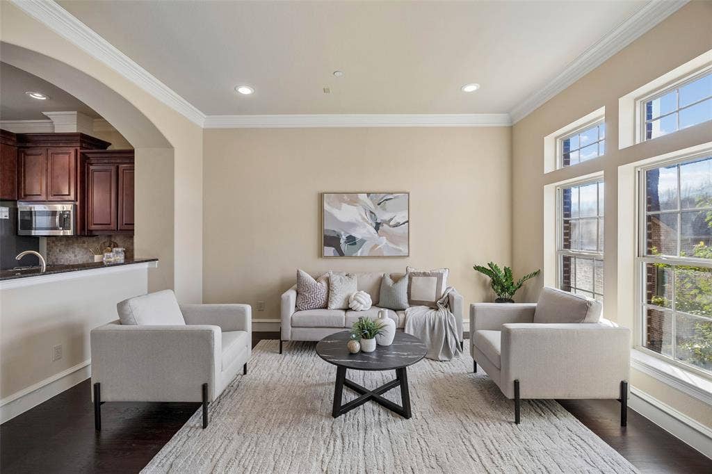 4085 Winsor Drive, Farmers Branch, TX 75244 4085 Winsor Drive, Farmers Branch, TX 75244