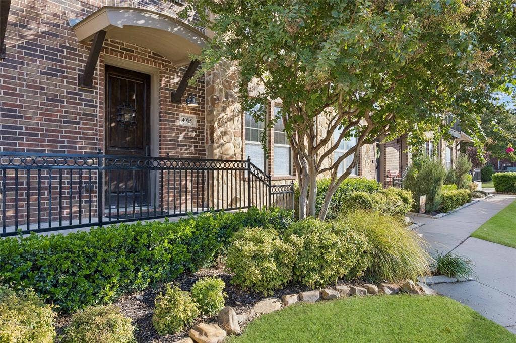 4085 Winsor Drive, Farmers Branch, TX 75244 4085 Winsor Drive, Farmers Branch, TX 75244