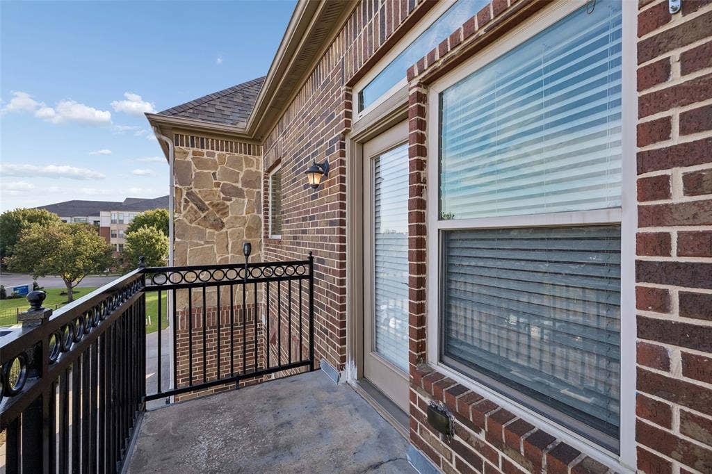 4085 Winsor Drive, Farmers Branch, TX 75244 4085 Winsor Drive, Farmers Branch, TX 75244