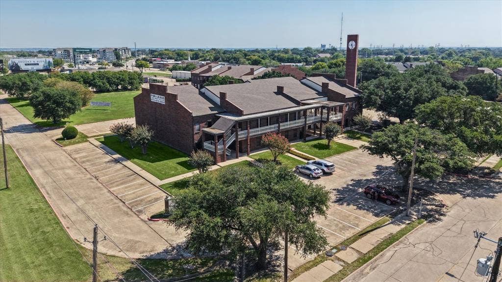 329 OAKS Trail, Garland, TX 75043 329 OAKS Trail, Garland, TX 75043