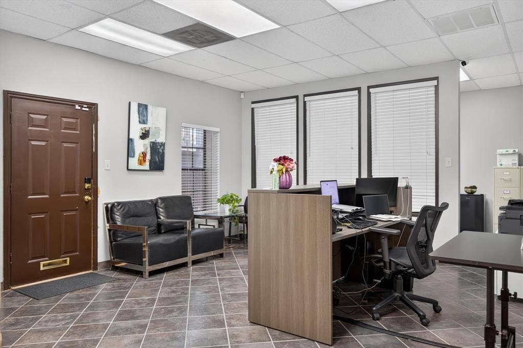 329 OAKS Trail, Garland, TX 75043 329 OAKS Trail, Garland, TX 75043