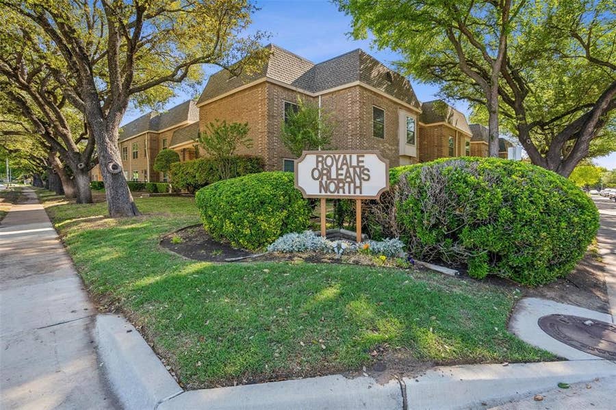 Property photo for 4438 Harlanwood Drive, #211, Fort Worth, TX