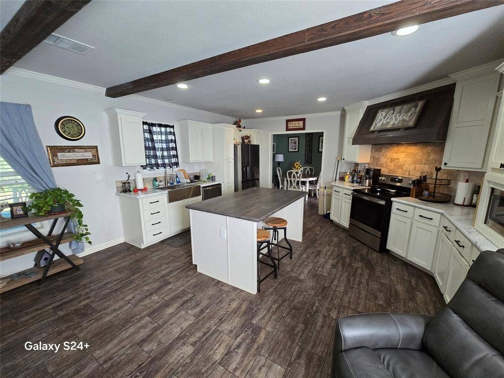 121 Peach, Graford, TX 76449