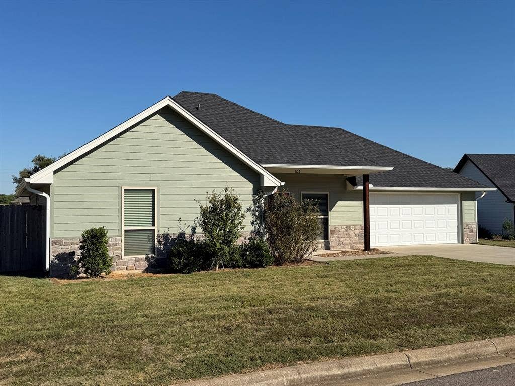 105 Oliver Wendell Court, Mount Vernon, TX 75457
