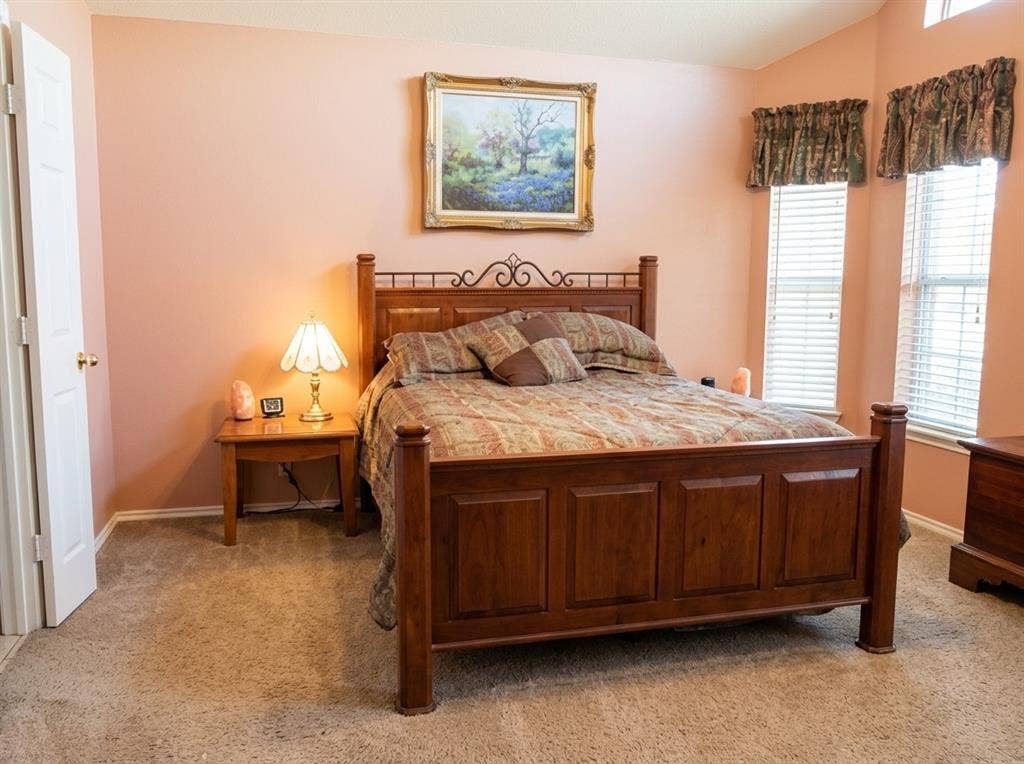 2306 Summit Drive, McKinney, TX 75071 Vaulted ceilings, neutral carpeting, and multiple windows with horizontal blinds
