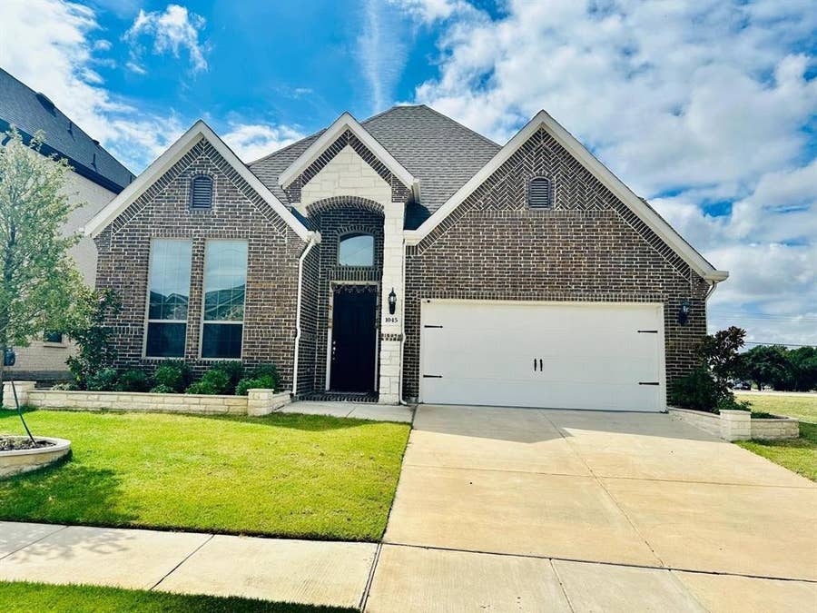 Property photo for 1045 Manchester Drive, Wylie, TX