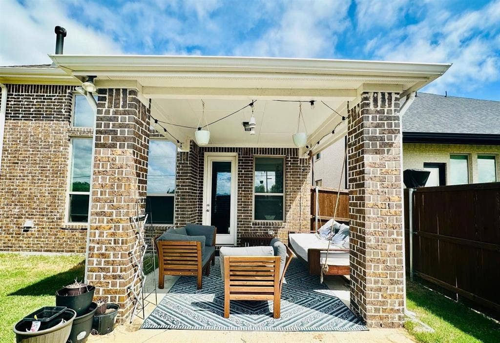 1045 Manchester Drive, Wylie, TX 75098