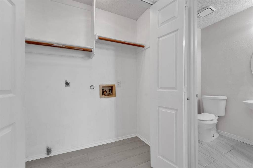 1410 Post Oak Drive, Rowlett, TX 75089 1410 Post Oak Drive, Rowlett, TX 75089