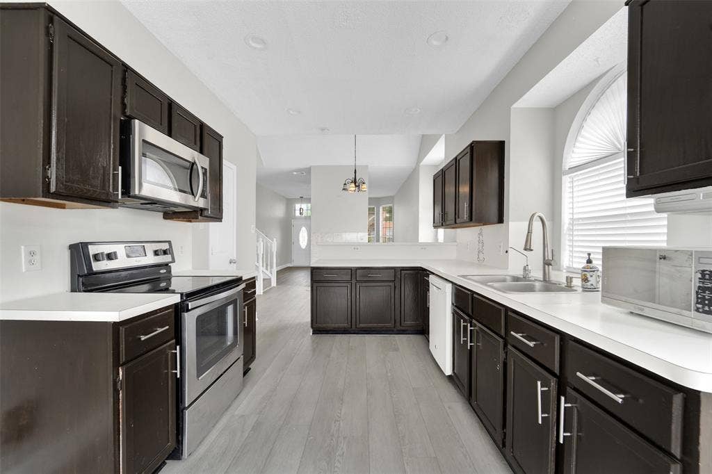 1410 Post Oak Drive, Rowlett, TX 75089 1410 Post Oak Drive, Rowlett, TX 75089