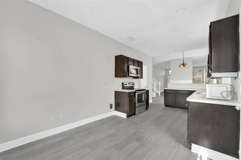 1410 Post Oak Drive, Rowlett, TX 75089 1410 Post Oak Drive, Rowlett, TX 75089