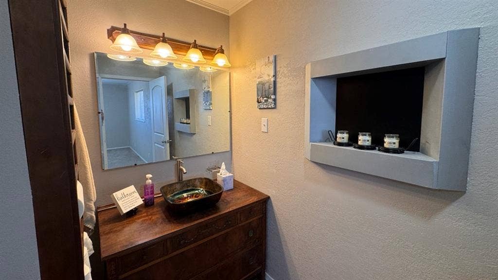 4426 Texas Highway 37 S, Clarksville, TX 75426