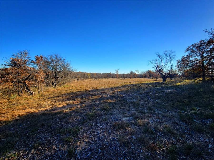 Property photo for 5 Barry Road, Henrietta, TX